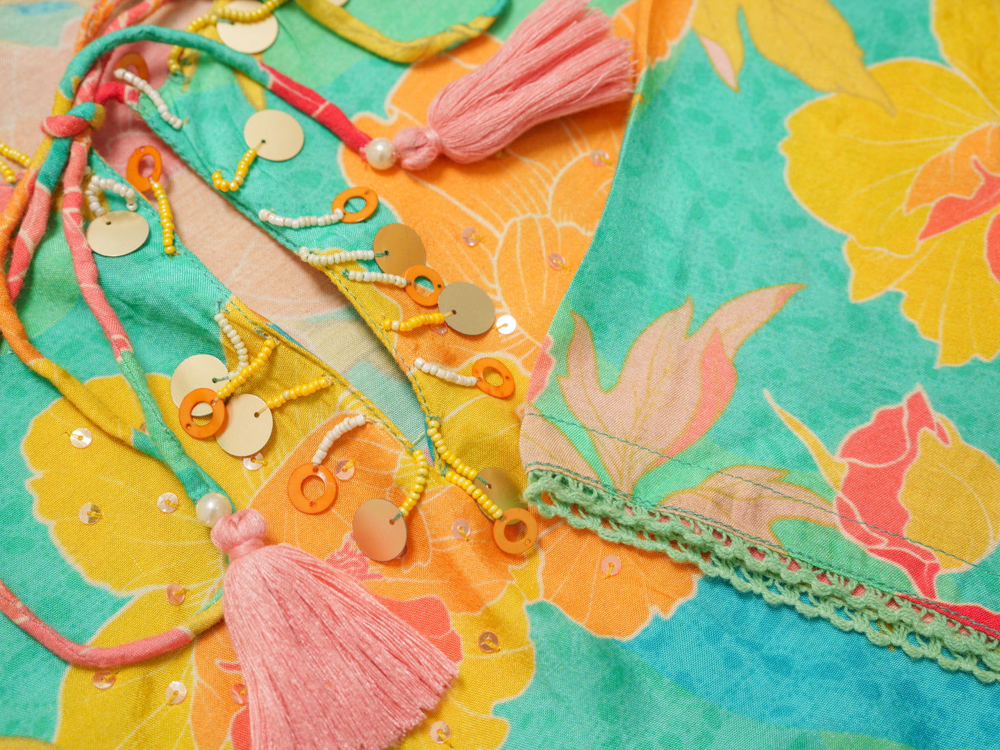 Muslin Green Women Floral Printed Kurti - Buy Best Ethnic Wear for Women & Girls | Daily Woman -