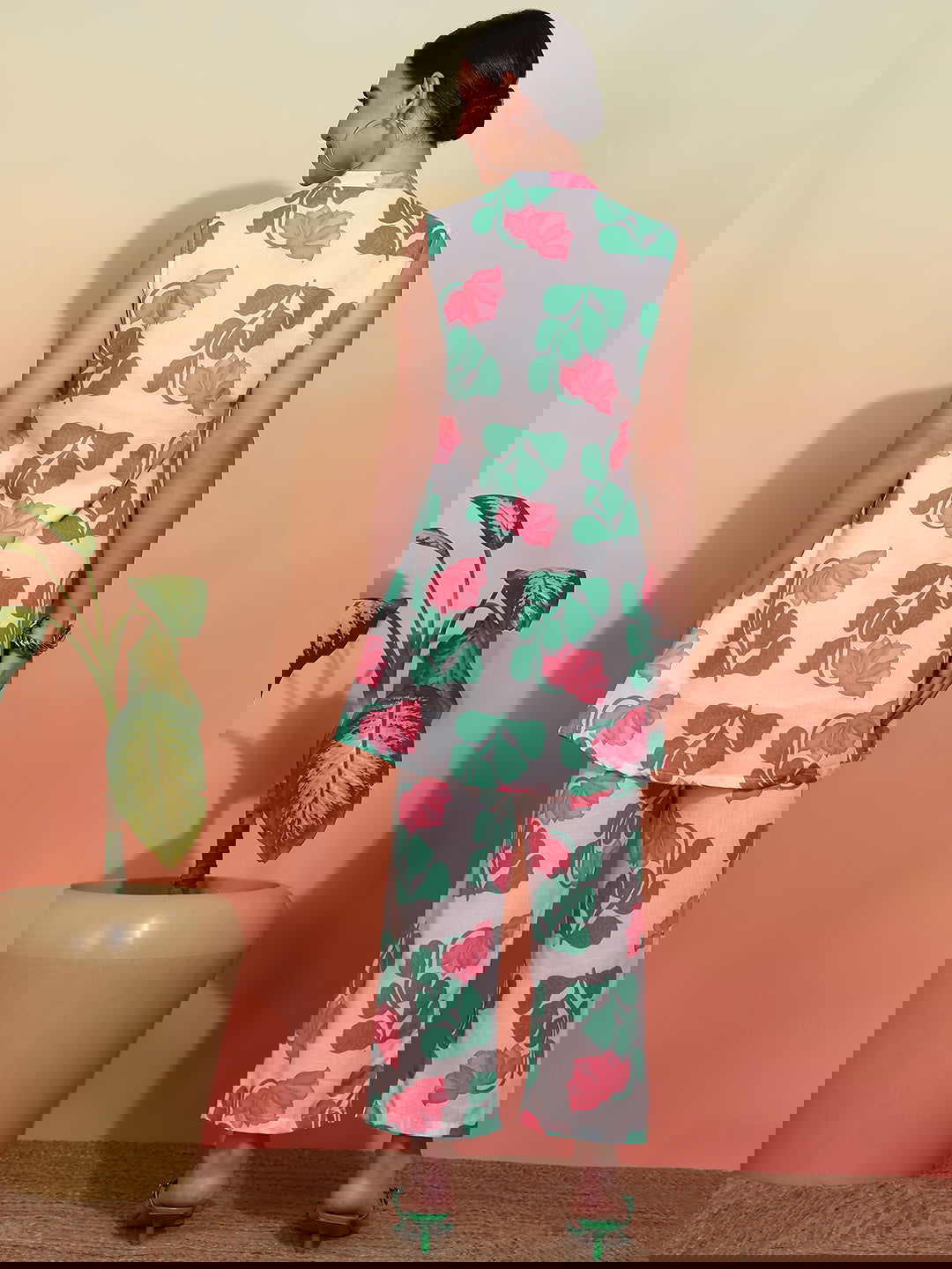 Printed Cambric Cotton Kurti With Trousers - Buy Best Ethnic Wear for Women & Girls | Daily Woman -