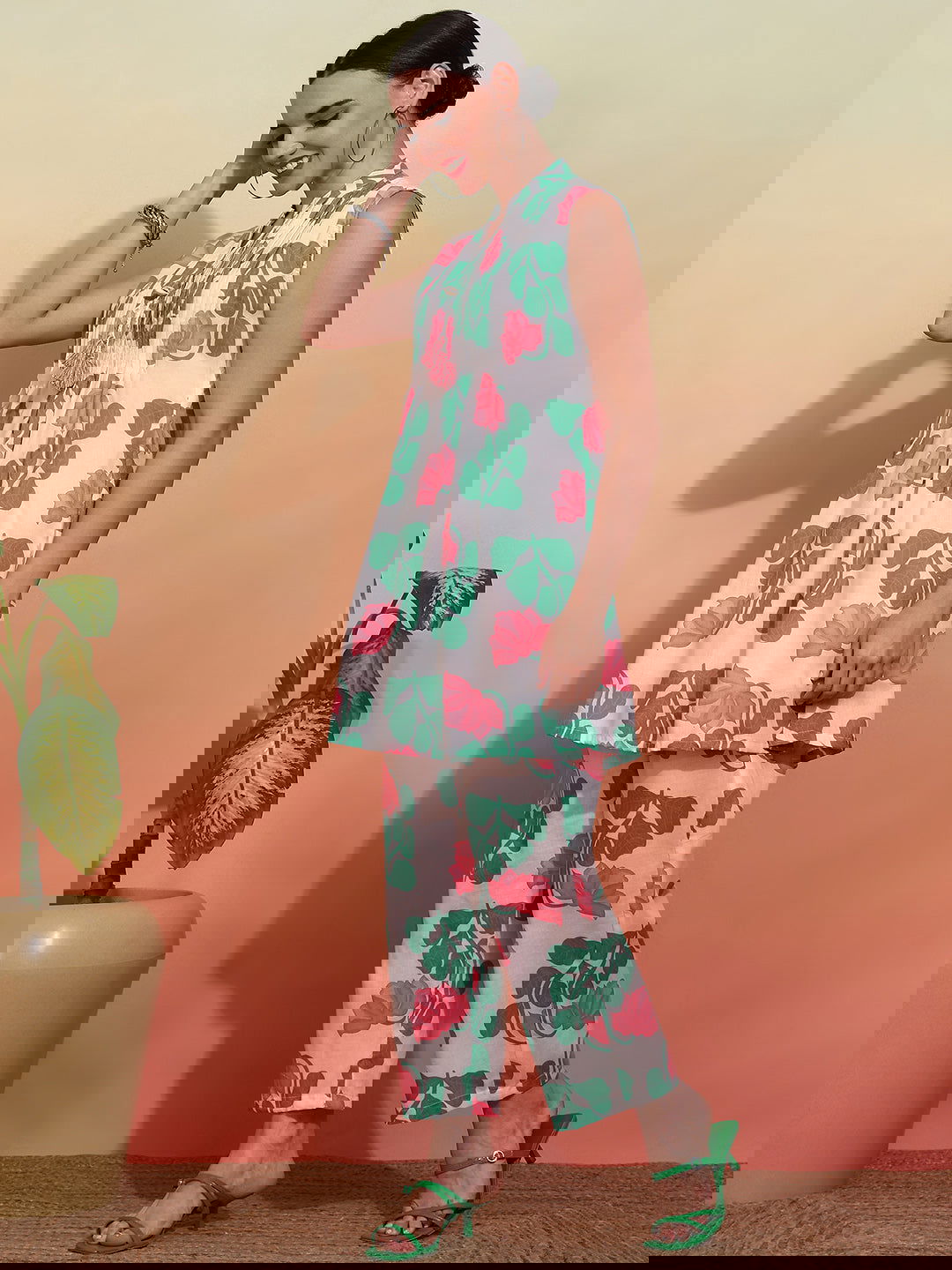 Printed Cambric Cotton Kurti With Trousers - Buy Best Ethnic Wear for Women & Girls | Daily Woman -