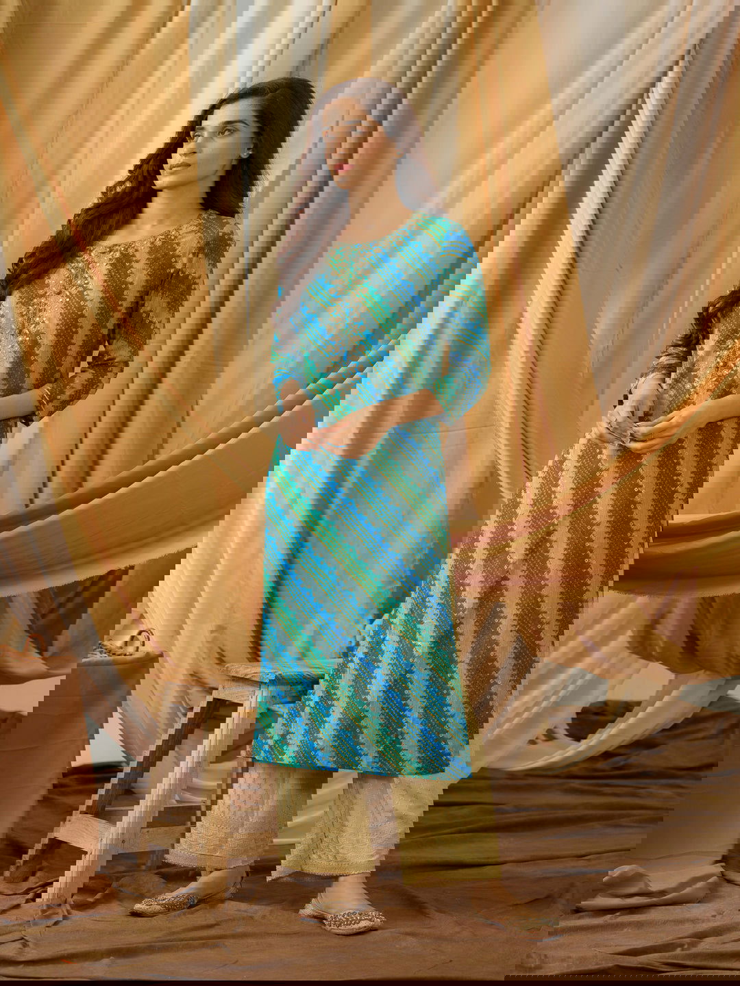 Rama Leheriya Printed Round Neck Straight Kurta - Buy Best Ethnic Wear for Women & Girls | Daily Woman -