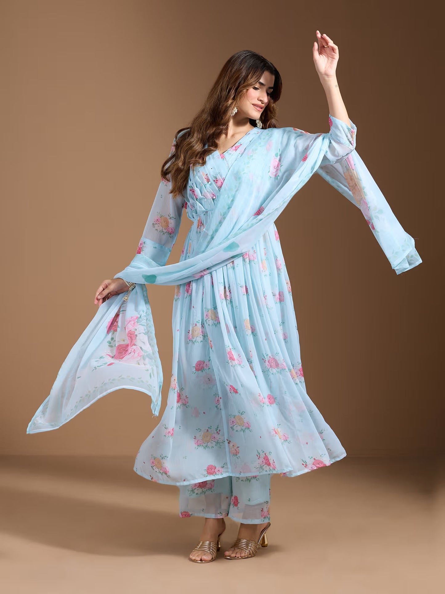 Shiffon Women Floral Printed Regular Kurta with Trousers & With Dupatta - Buy Best Ethnic Wear for Women & Girls | Daily Woman -