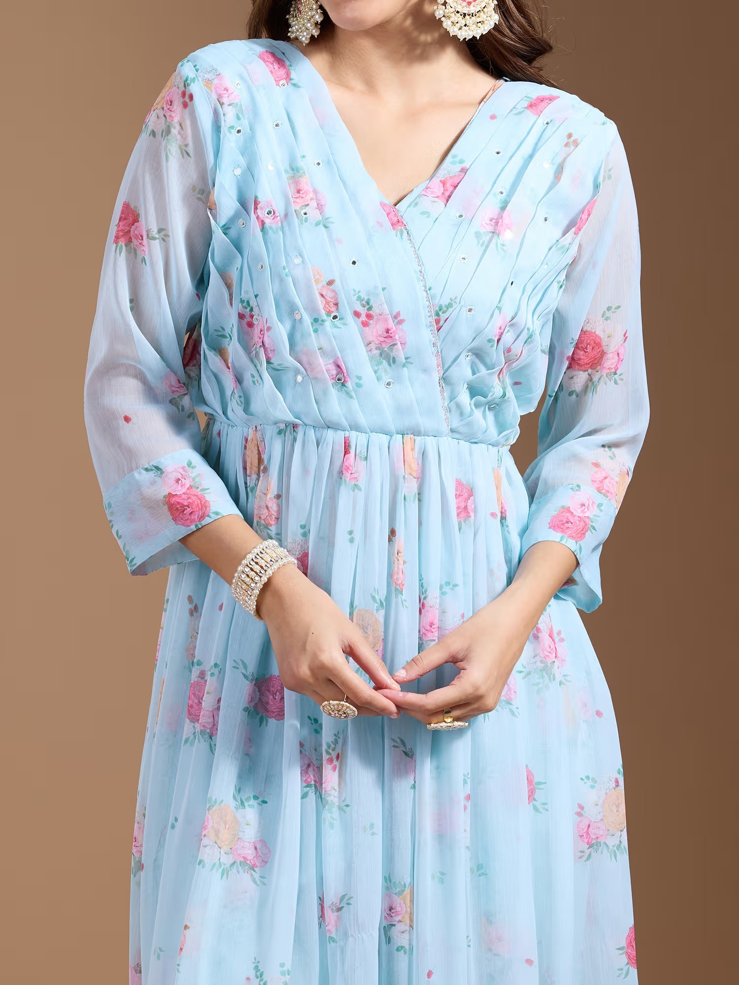 Shiffon Women Floral Printed Regular Kurta with Trousers & With Dupatta - Buy Best Ethnic Wear for Women & Girls | Daily Woman -