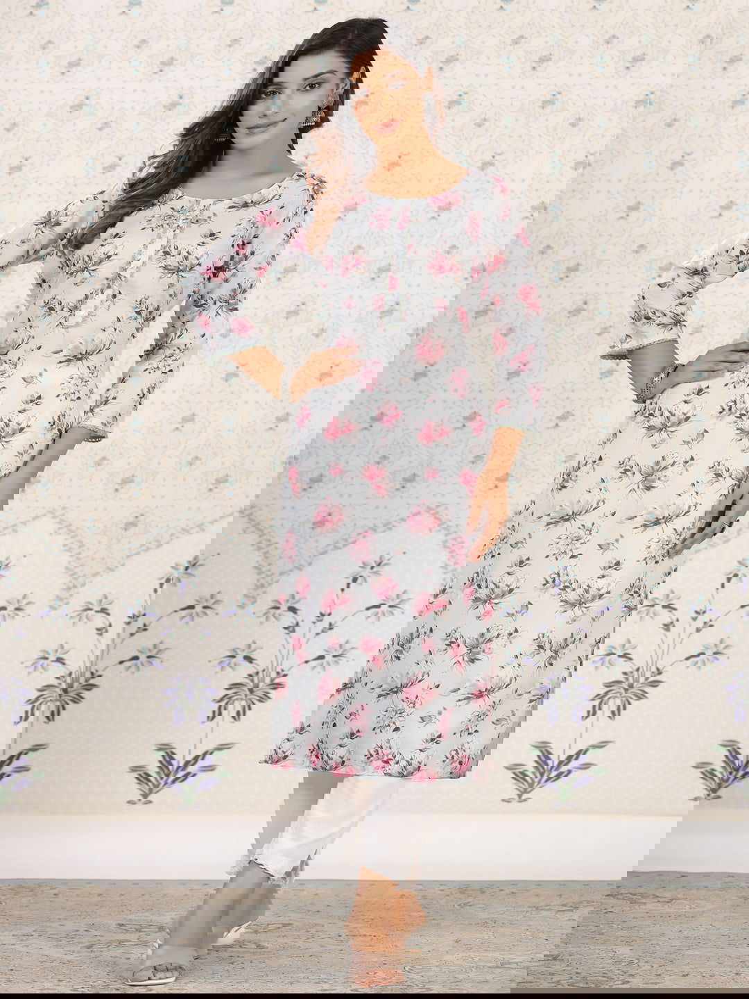 White White Floral Printed Kurtas - Buy Best Ethnic Wear for Women & Girls | Daily Woman -