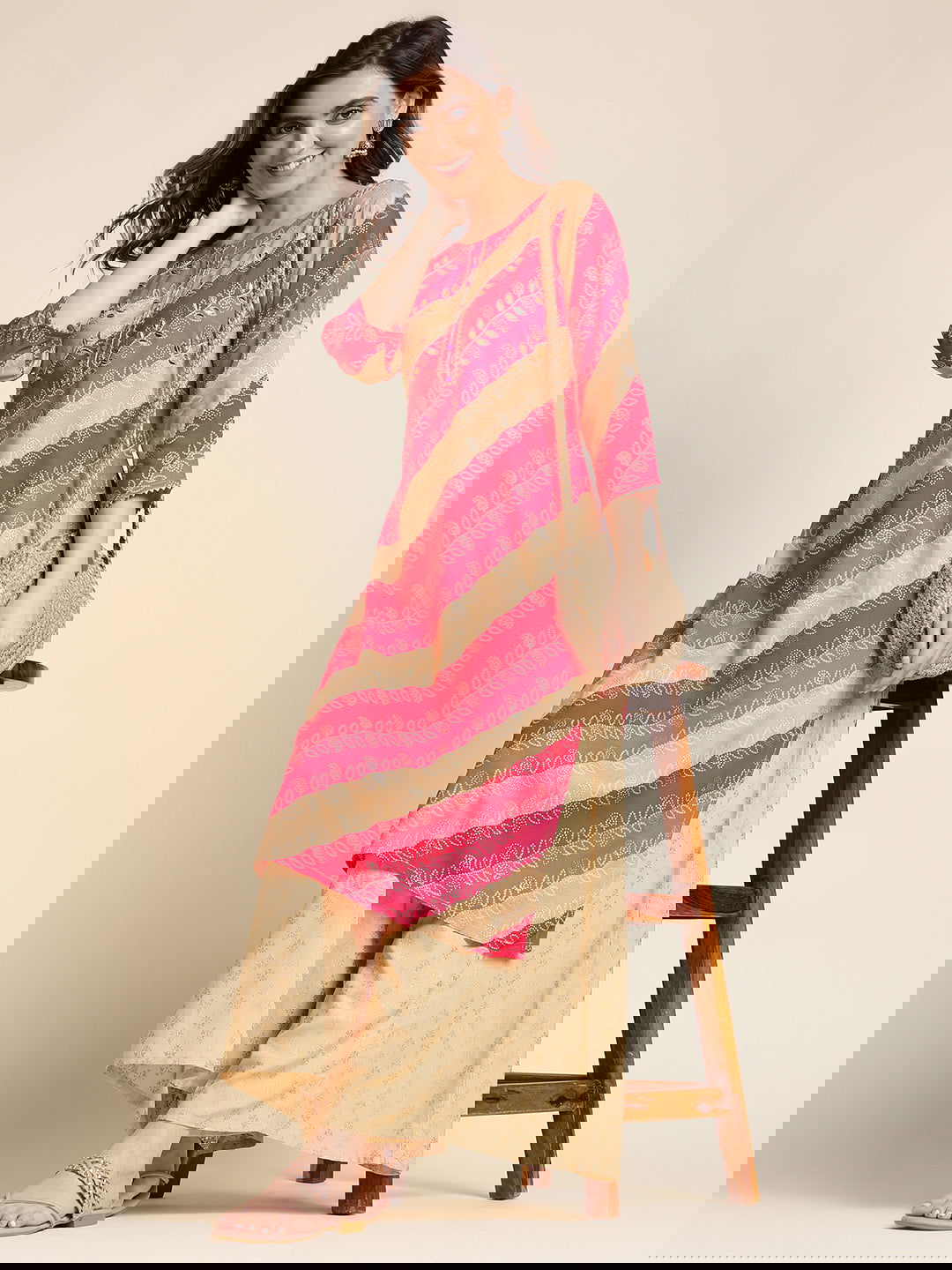 Women Pink & Beige Paisley Printed Straight Calf Length Kurta - Buy Best Ethnic Wear for Women & Girls | Daily Woman -