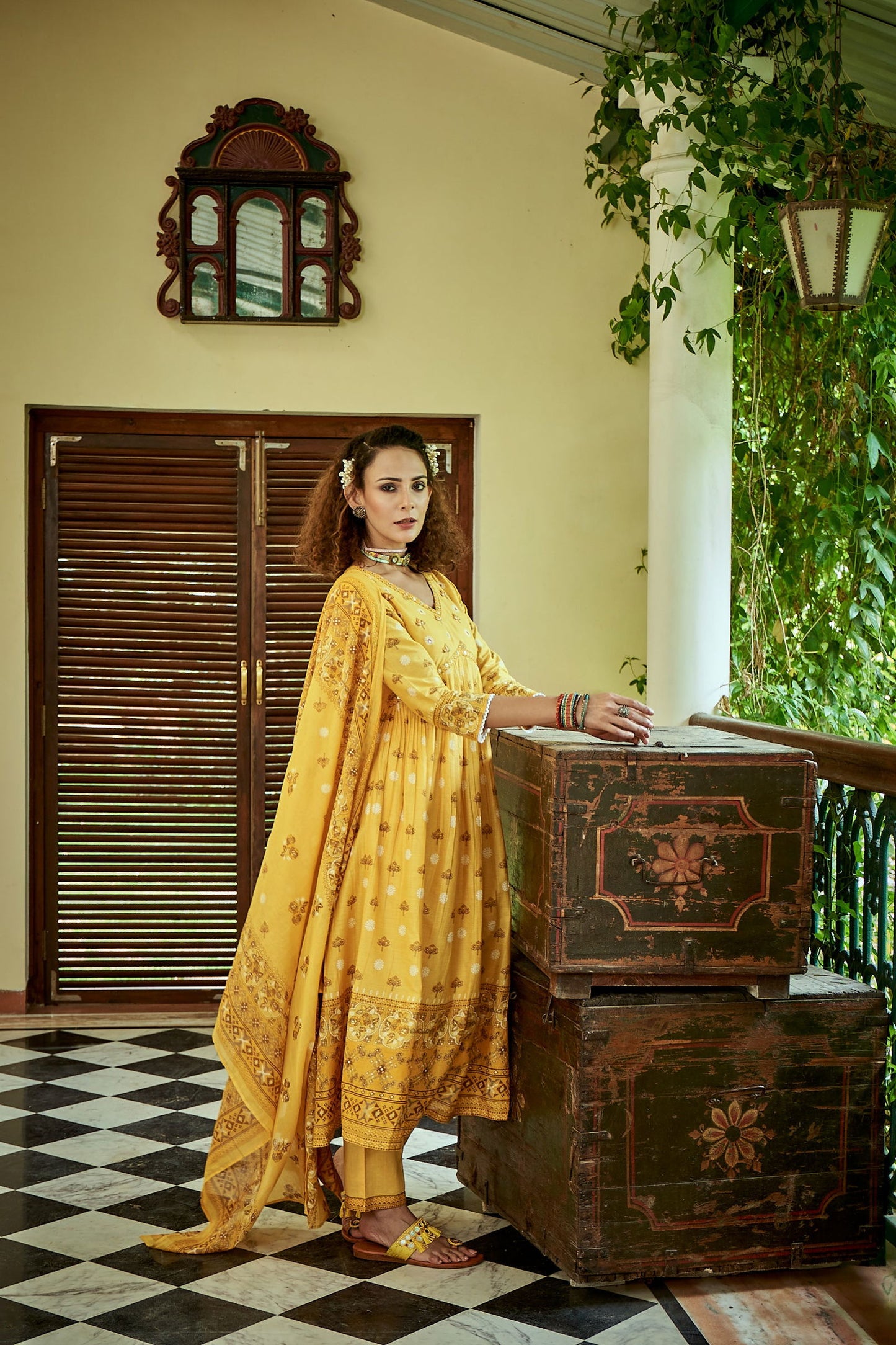 Women Yellow Printed Kurta Sets - Buy Best Ethnic Wear for Women & Girls | Daily Woman -