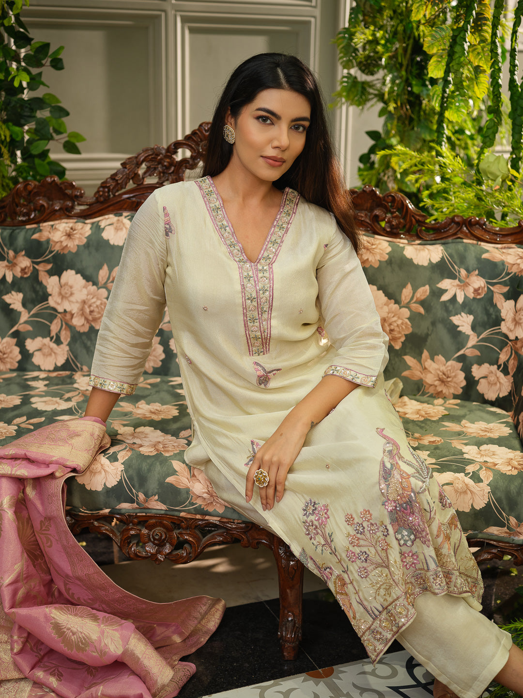 Elegant off White Embroidered Kurta Set with Pink Dupatta