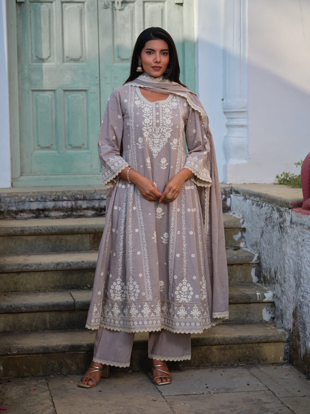 Embroidered Round Neck Kurta & Trousers Kurta Set