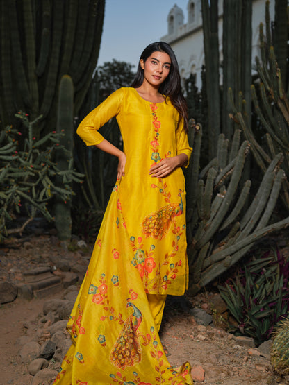 Embroidered Round Neck Straight Kurta & Trousers With Dupattta