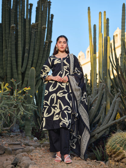 Printed Round Neck Kurta & Trousers Kurta Sets