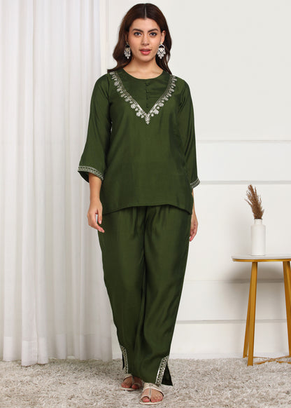 Green Embroidered Co-ord's