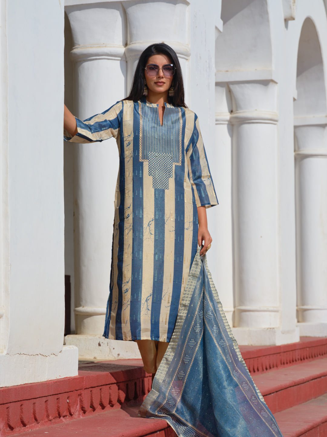 Printed Mandarin Collar Kurta & Trousers Kurta Sets
