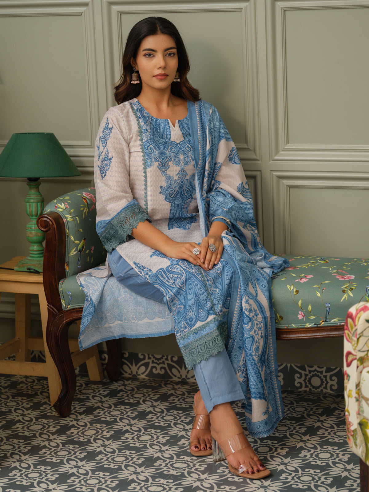 Floral Printed Regular Sequinned Linen Kurta With Trousers & Dupatta