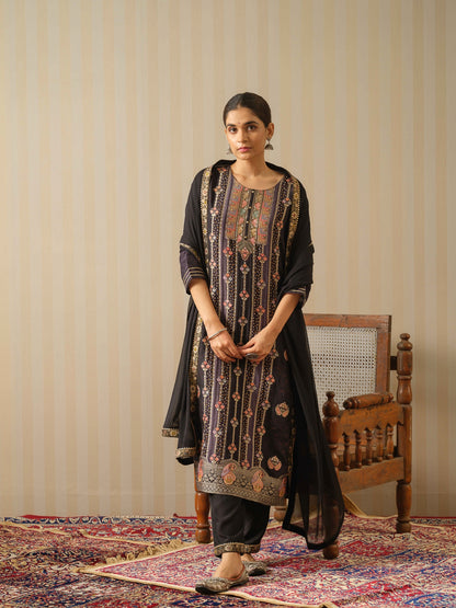Ethnic Motif Printed Straight Kurta With Trouser & Dupatta