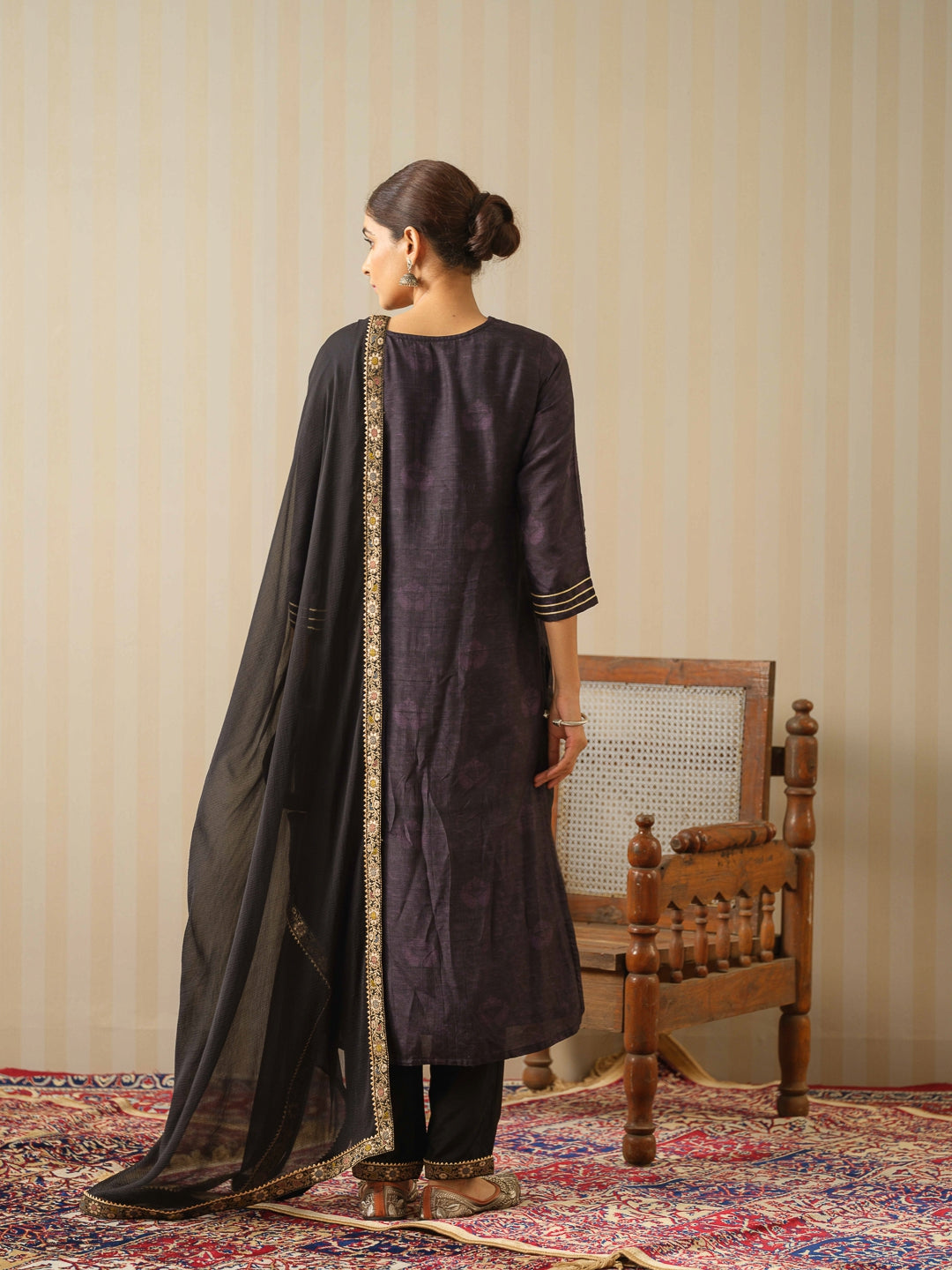 Ethnic Motif Printed Straight Kurta With Trouser & Dupatta