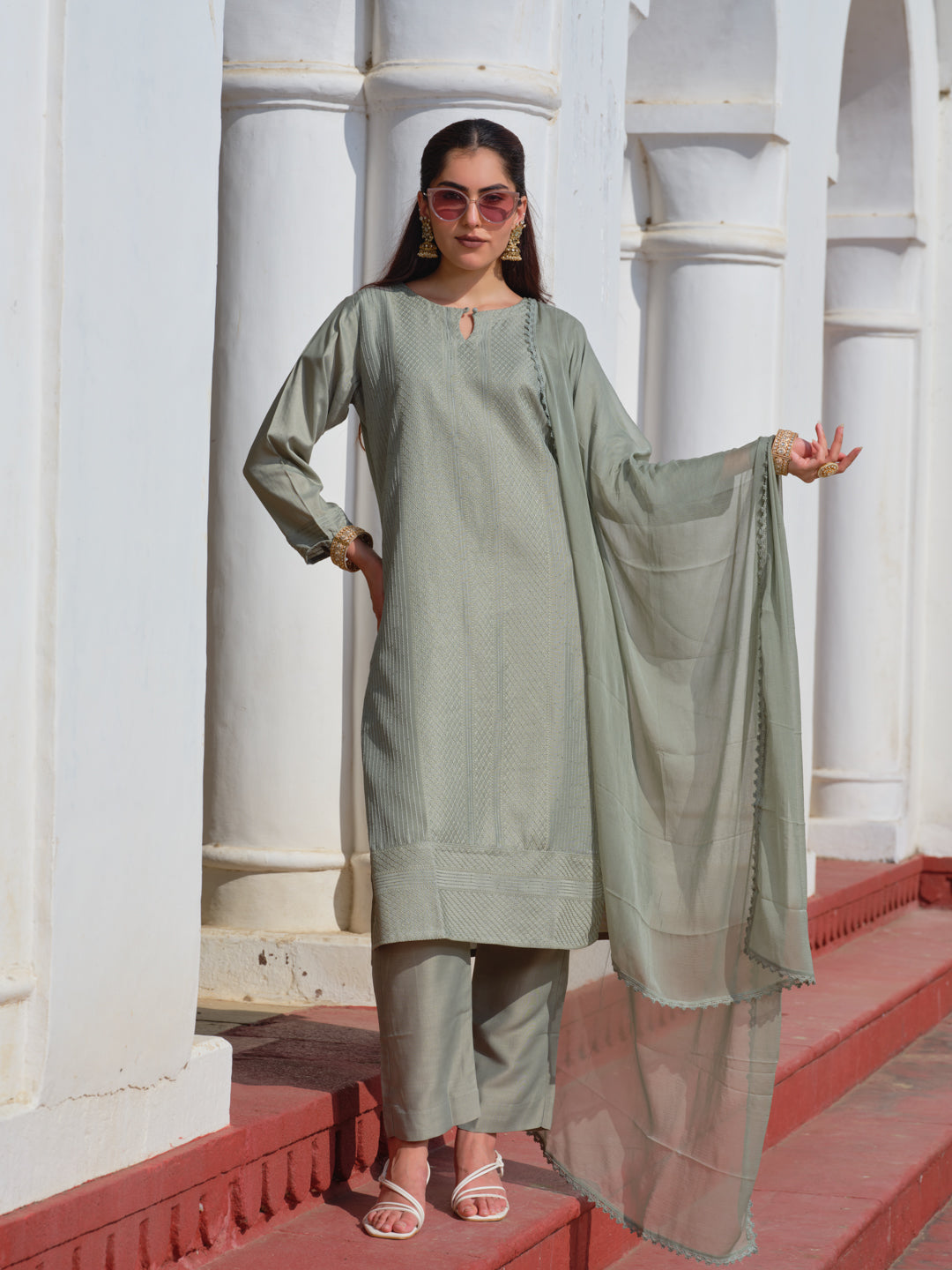 Olive Chinon Crochet Embroidered Kurta with Trousers & Nazneen Dupatta