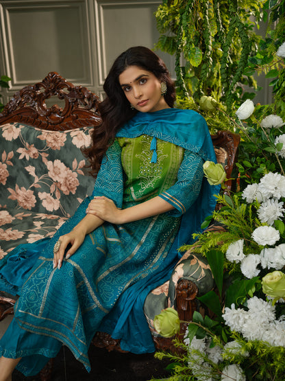 Teal & Green Crepe Silk Printed Kurta Set with Dupatta