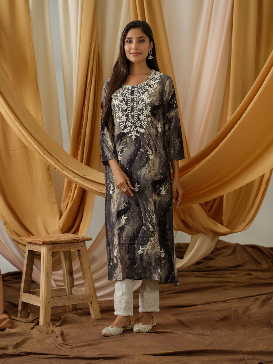 Pink Abstract Printed Straight Kurta