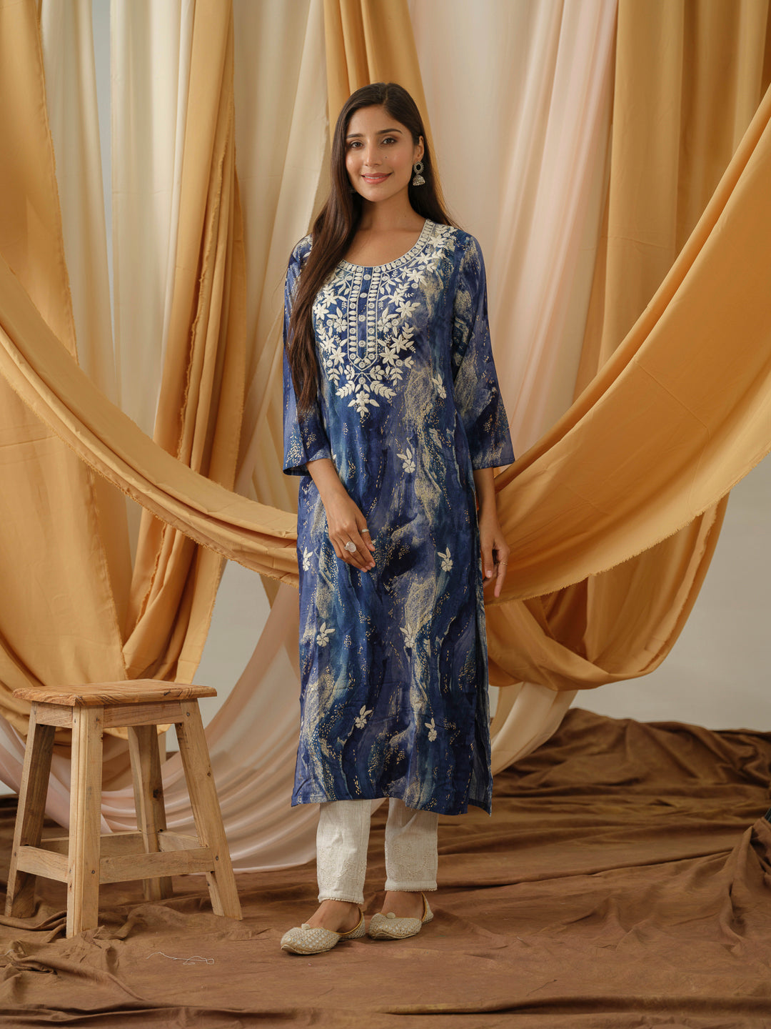 Rayon Navy-Blue Abstract Printed Straight Kurta