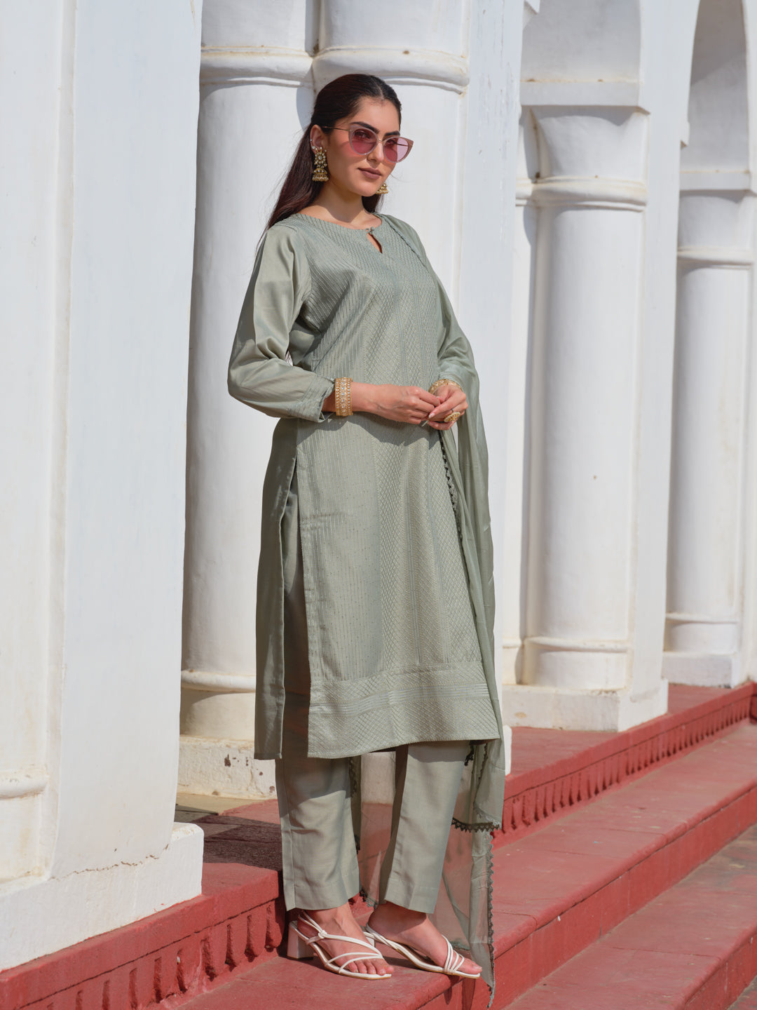 Olive Chinon Crochet Embroidered Kurta with Trousers & Nazneen Dupatta