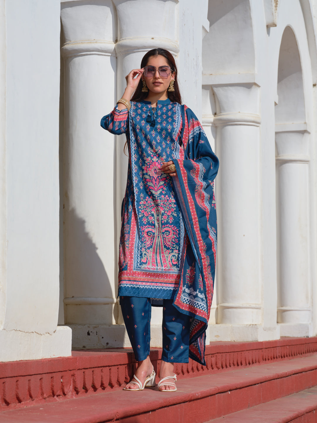 Printed Mandarin Collar Kurta & Trousers With Dupatta