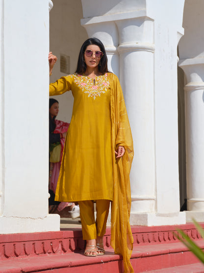 Embroidered Round Neck Straight Kurta & Trousers With Dupatta