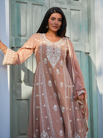 Embroidered Round Neck Kurta & Trousers Kurta Set
