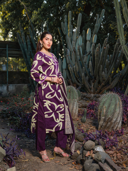 Printed Round Neck Kurta & Trousers Kurta Sets
