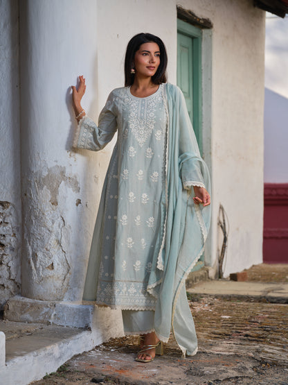 Embroidered Round Neck Kurta & Trousers Kurta Set
