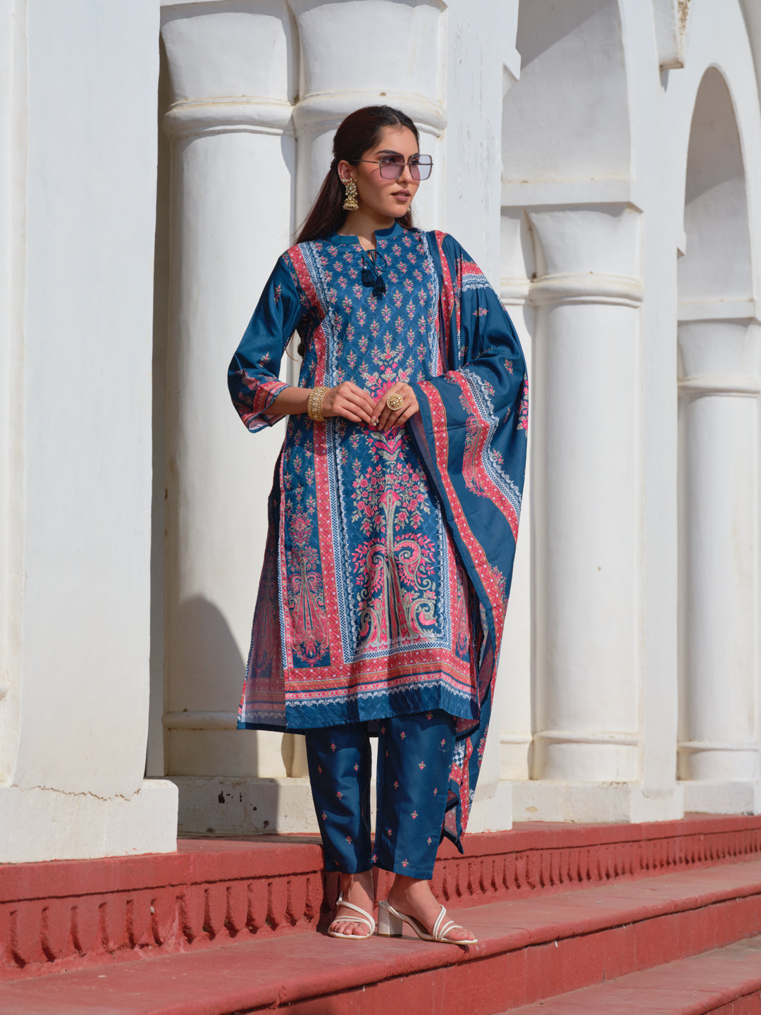 Printed Mandarin Collar Kurta & Trousers With Dupatta