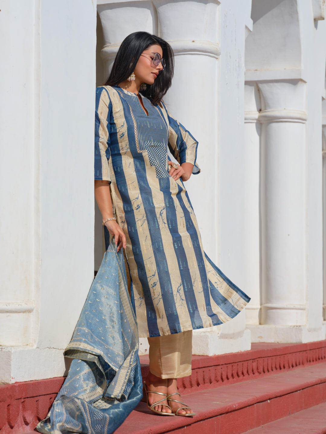 Printed Mandarin Collar Kurta & Trousers Kurta Sets