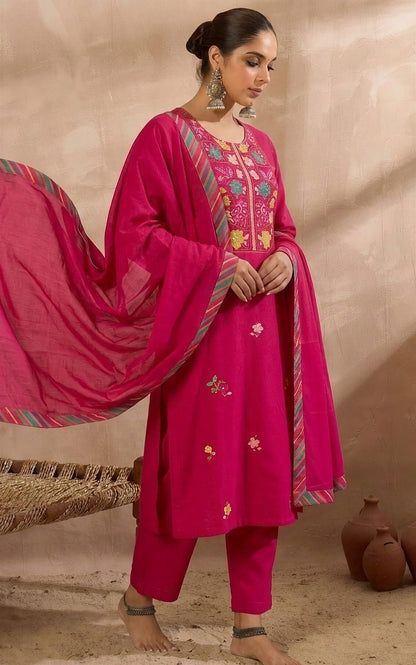 Embroidered Round Neck Kurta & Trousers With Dupatta