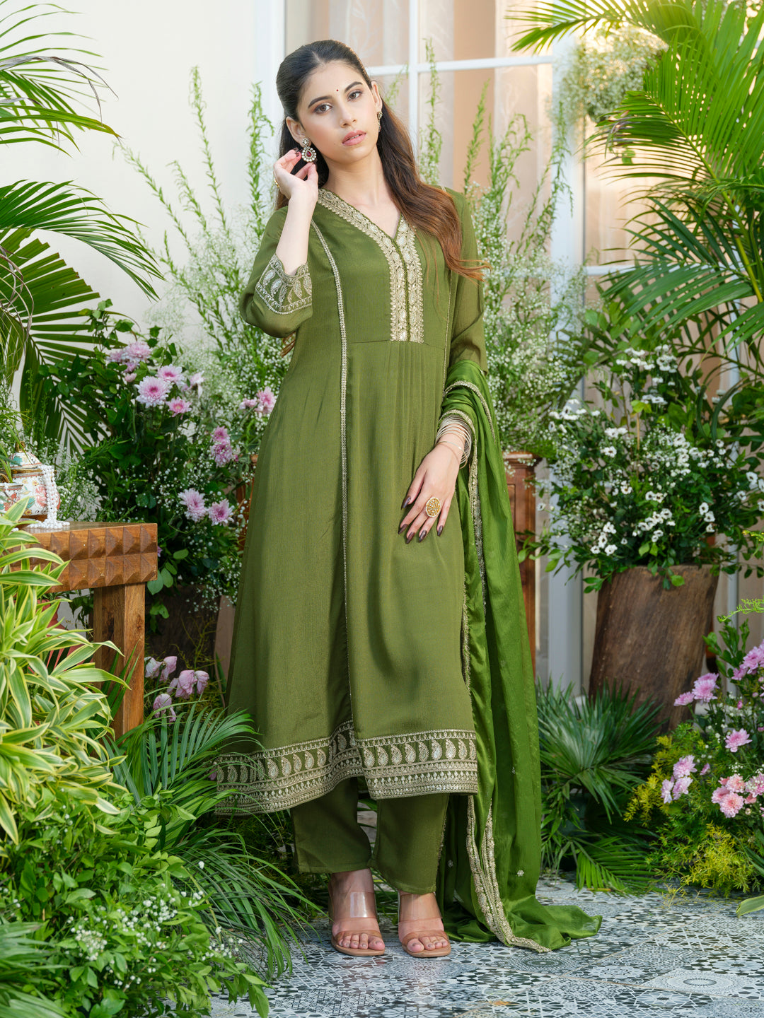 Embroidered V-Neck Chinon Kurta with pant Set and Chiffon Dupatta