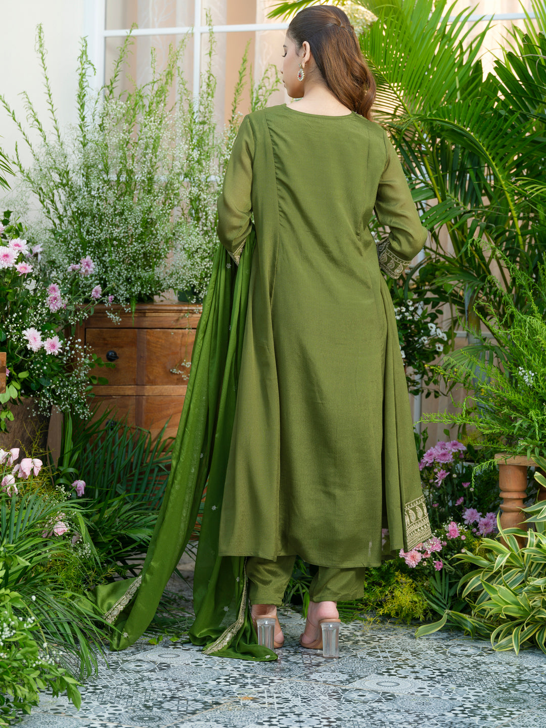 Embroidered V-Neck Chinon Kurta with pant Set and Chiffon Dupatta