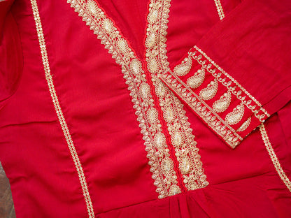 Embroidered Chinon Kurta with Pant And Chiffon Dupatta Set Festive & Wedding Collection