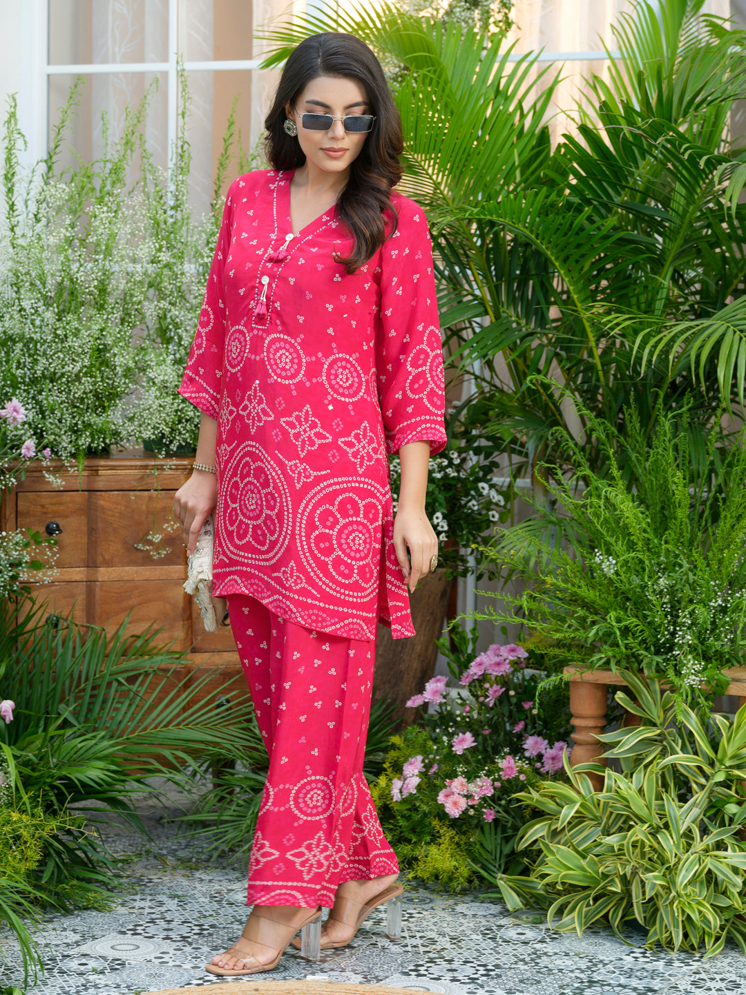 Pure crepe bandhani co ord set in pink