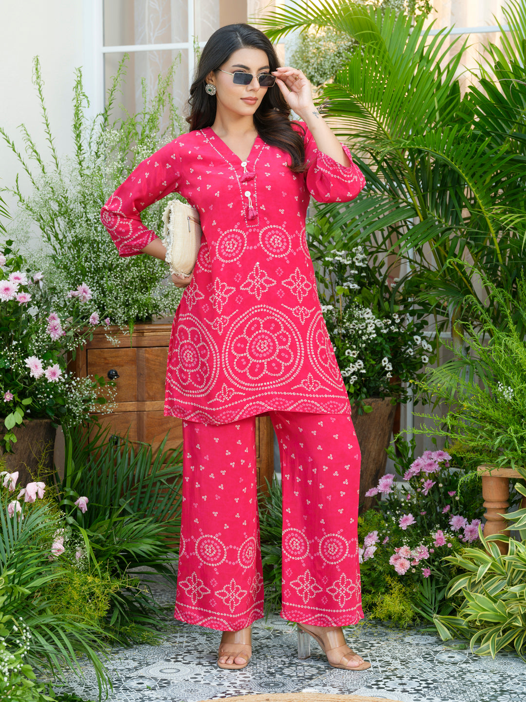 Pure crepe bandhani co ord set in pink