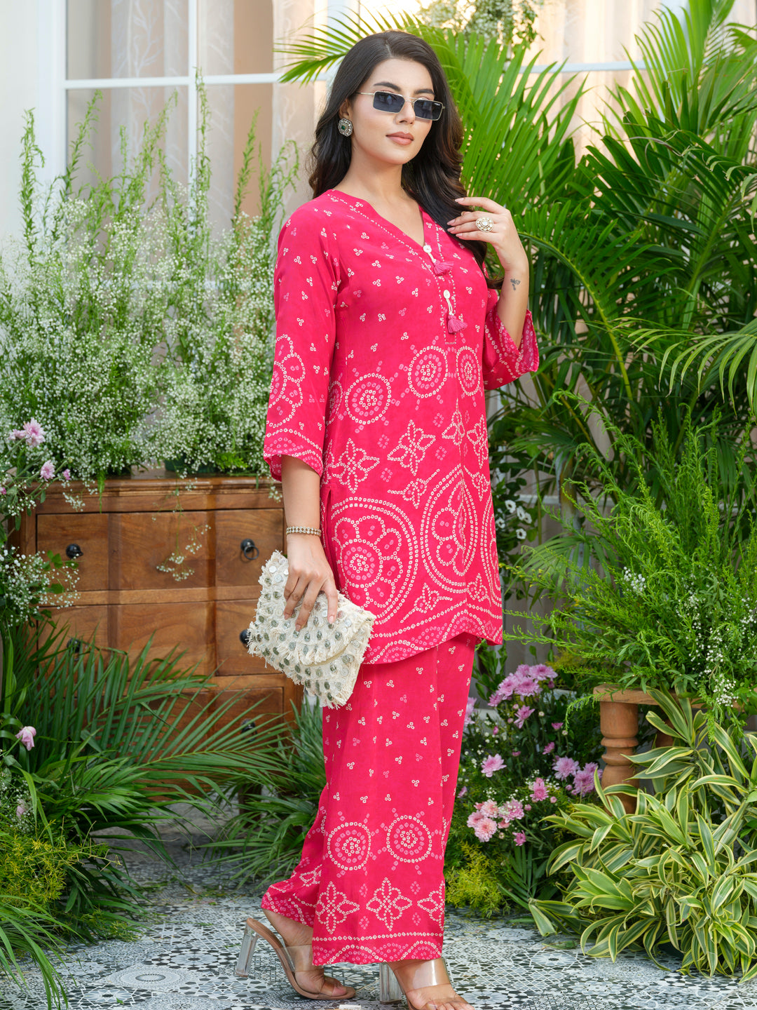 Pure crepe bandhani co ord set in pink