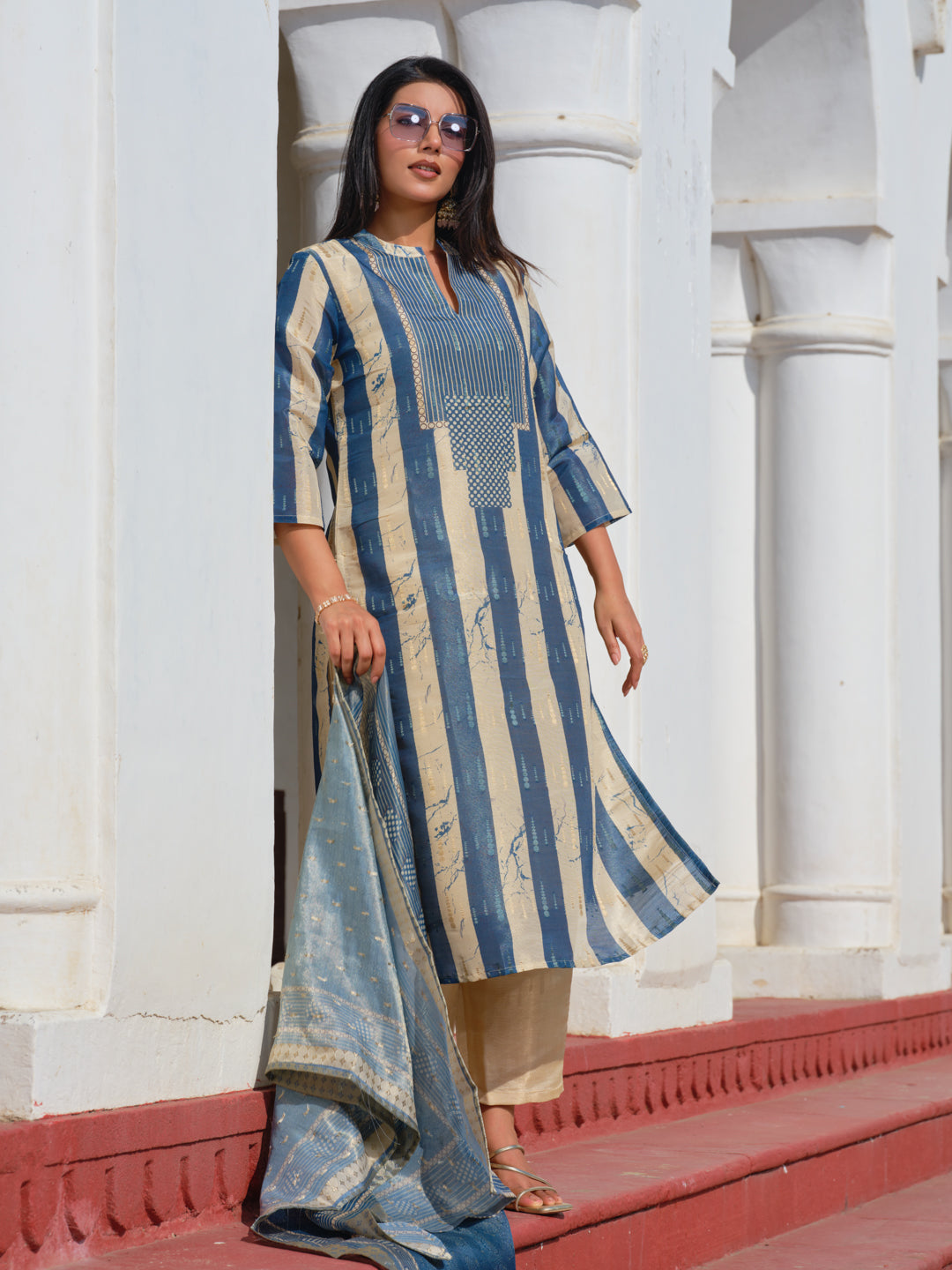 Printed Mandarin Collar Kurta & Trousers Kurta Sets