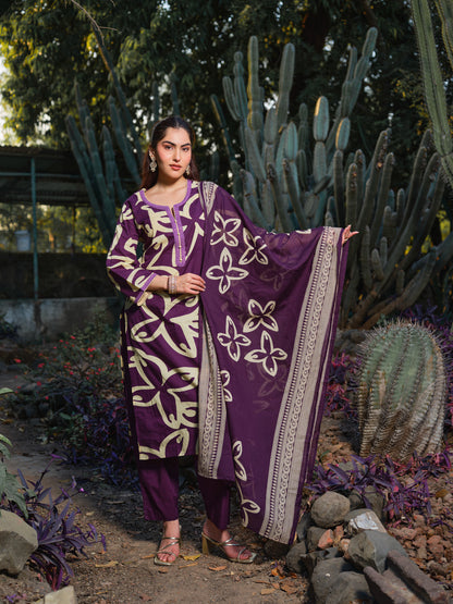 Printed Round Neck Kurta & Trousers Kurta Sets