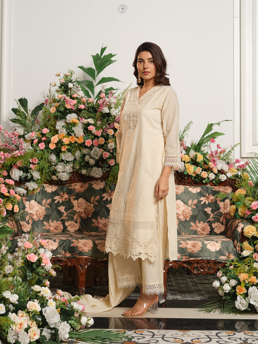 Embroidered Off-White V-Neck Kurta Set with Trousers & Dupatta