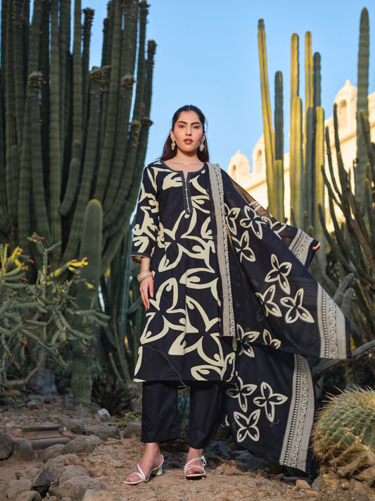 Printed Round Neck Kurta & Trousers Kurta Sets