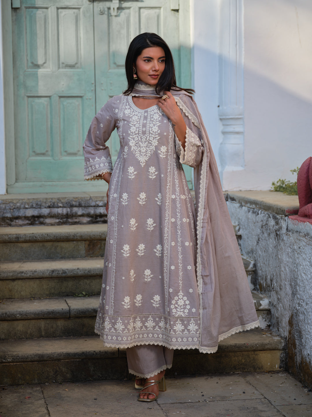 Embroidered Round Neck Kurta & Trousers Kurta Set