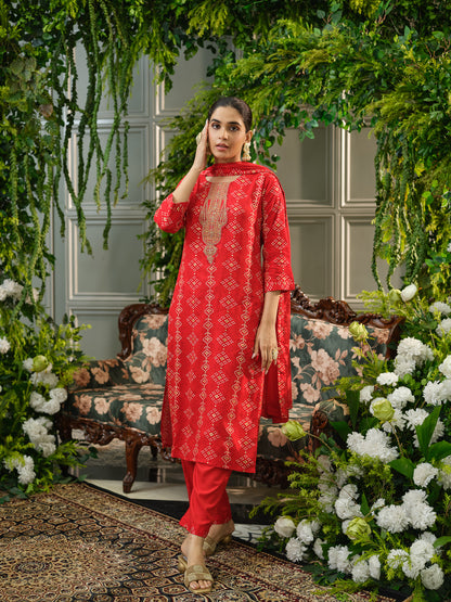 Red Embroidered Kurta Set with Matching Pants & Dupatta