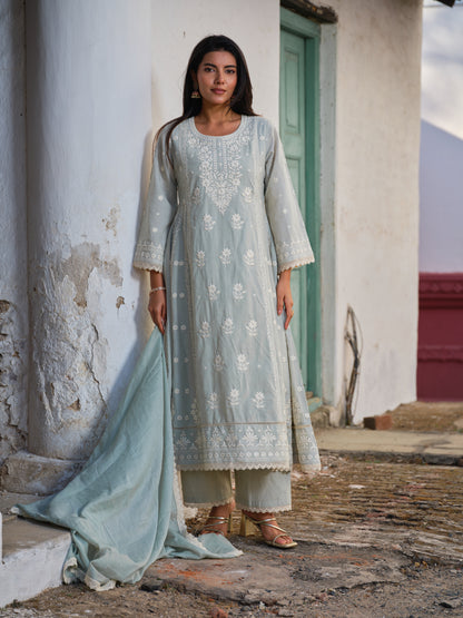 Embroidered Round Neck Kurta & Trousers Kurta Set