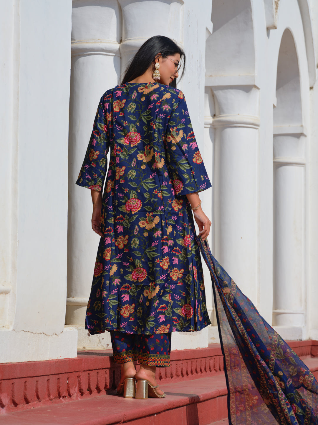 Printed V-Neck Kurta & Trousers With Dupatta