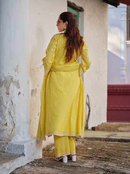 Embroidered Round Neck Kurta & Trousers Kurta Set