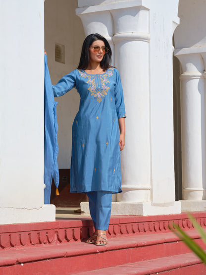 Embroidered Round Neck Straight Kurta & Trousers With Dupatta