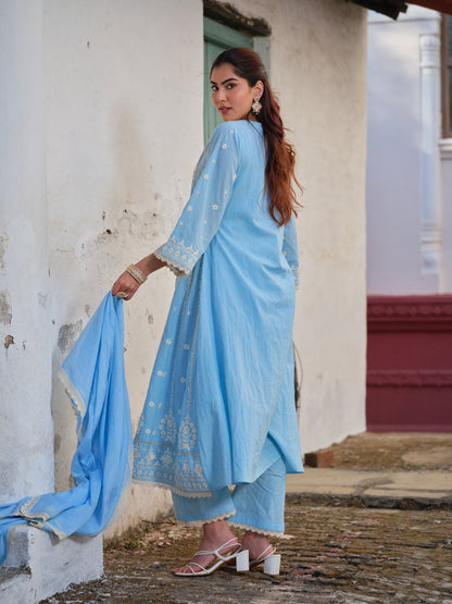 Embroidered Round Neck Kurta & Trousers Kurta Set
