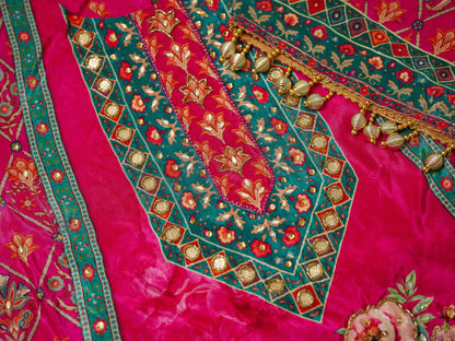Elegant Pink Embroidered Kurta Set with Dupatta