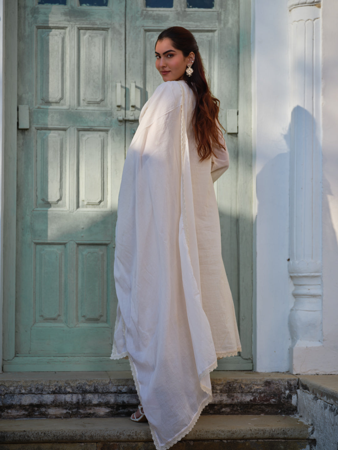 Embroidered Round Neck Kurta & Trousers Kurta Set